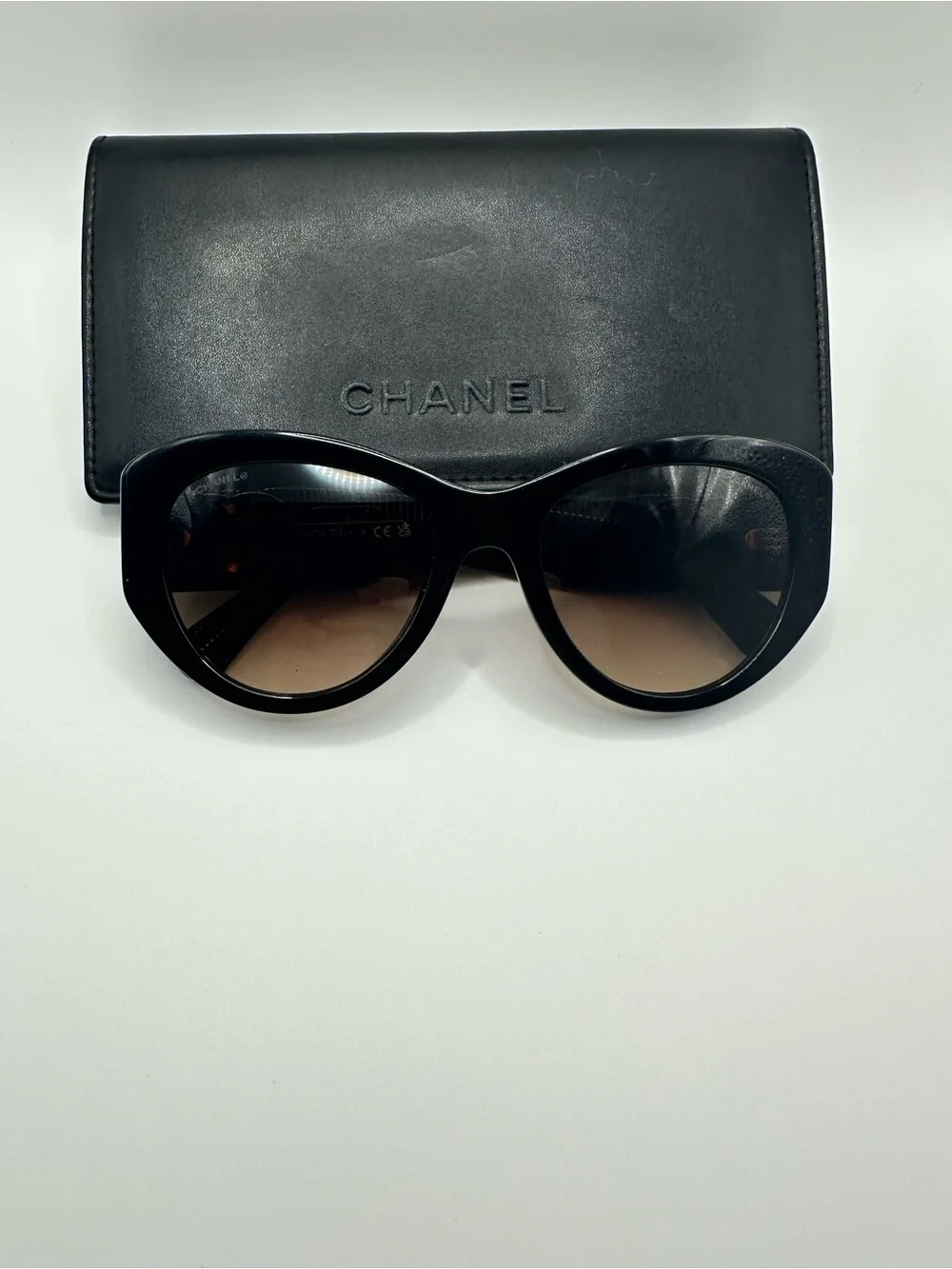 CHANEL Black Oversized Cat-Eye Sunglasses with Brown Lenses